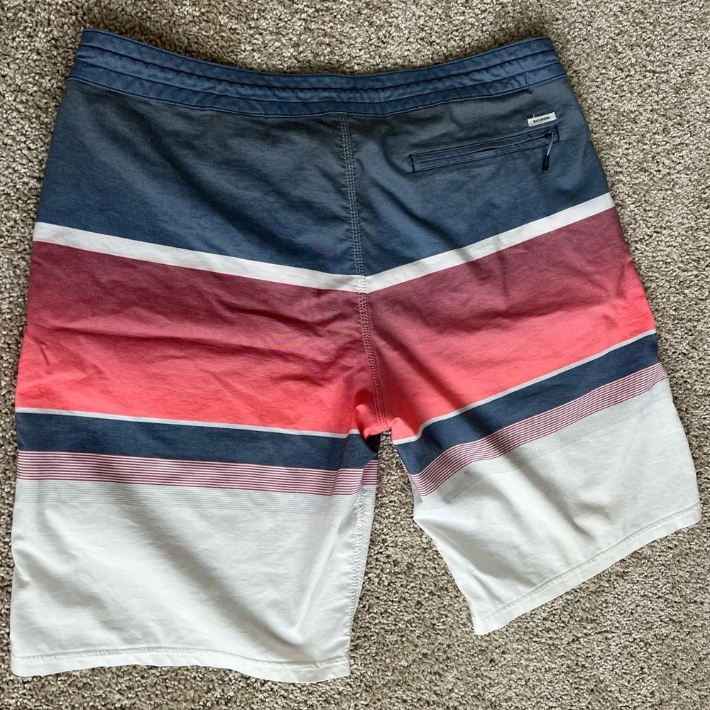 Billabong Men’s Board Shorts - Picture 2 of 6